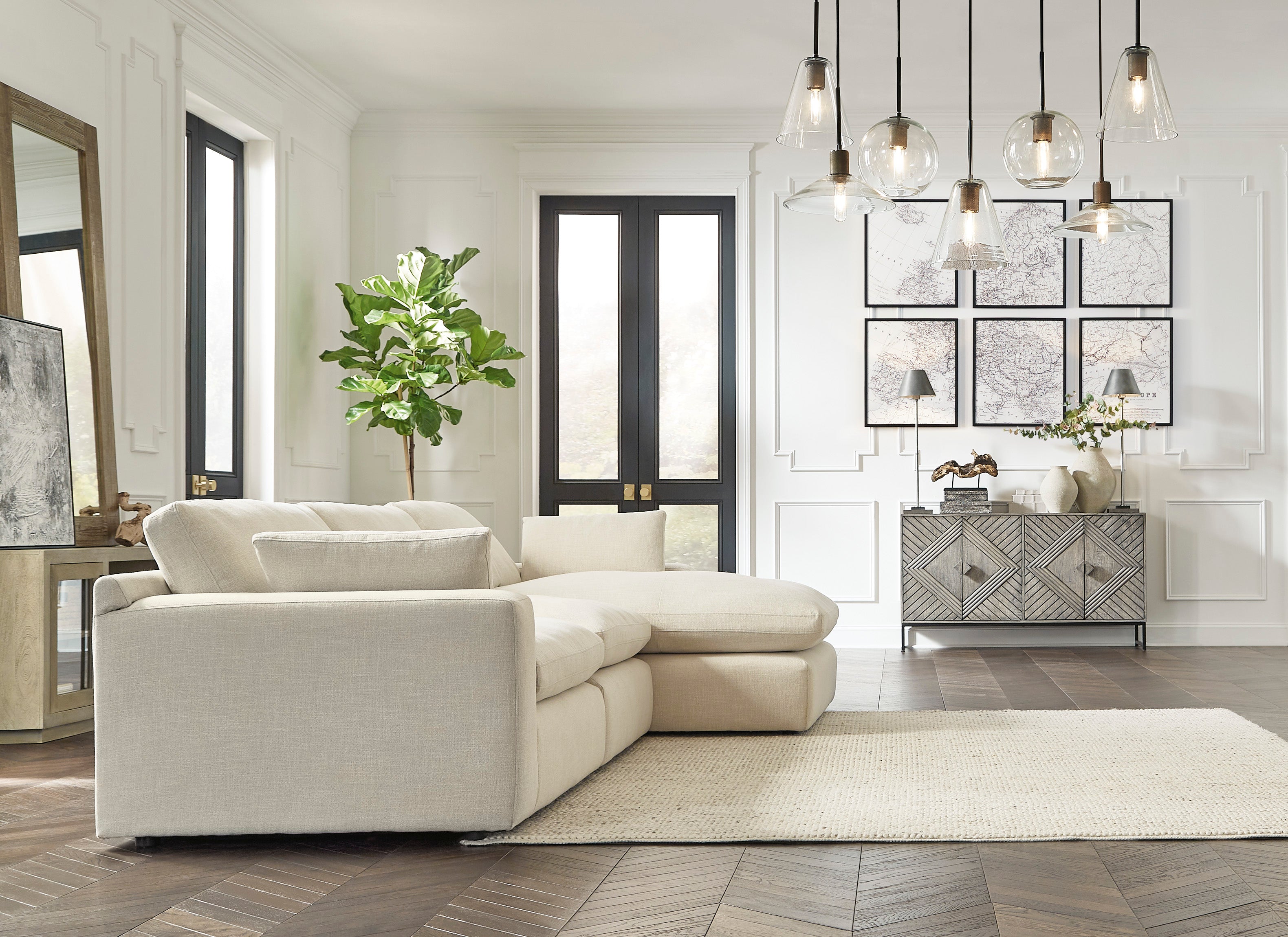 Elyza Sectional with Chaise - Dream Decor