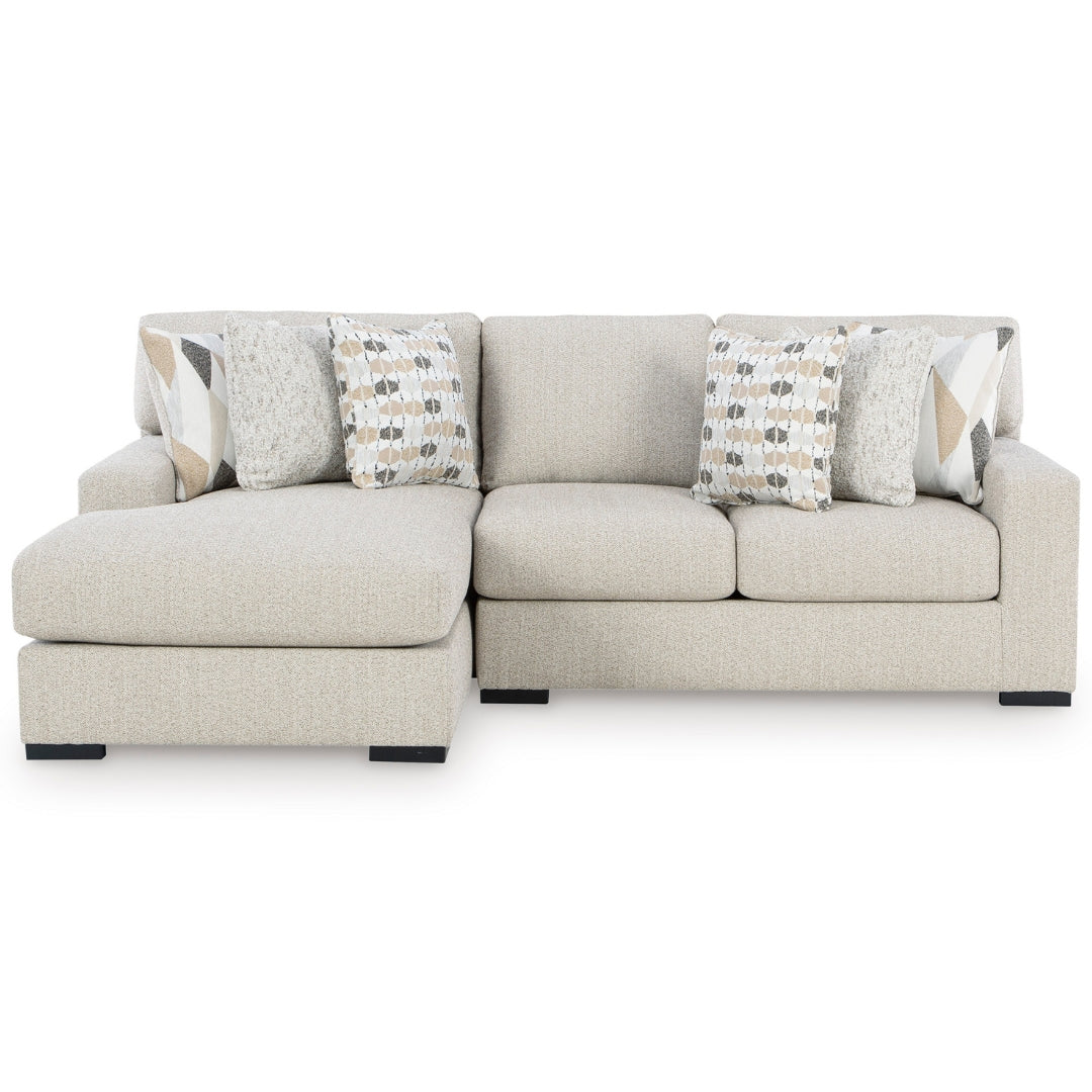 Laurelgrove Sectional with Chaise