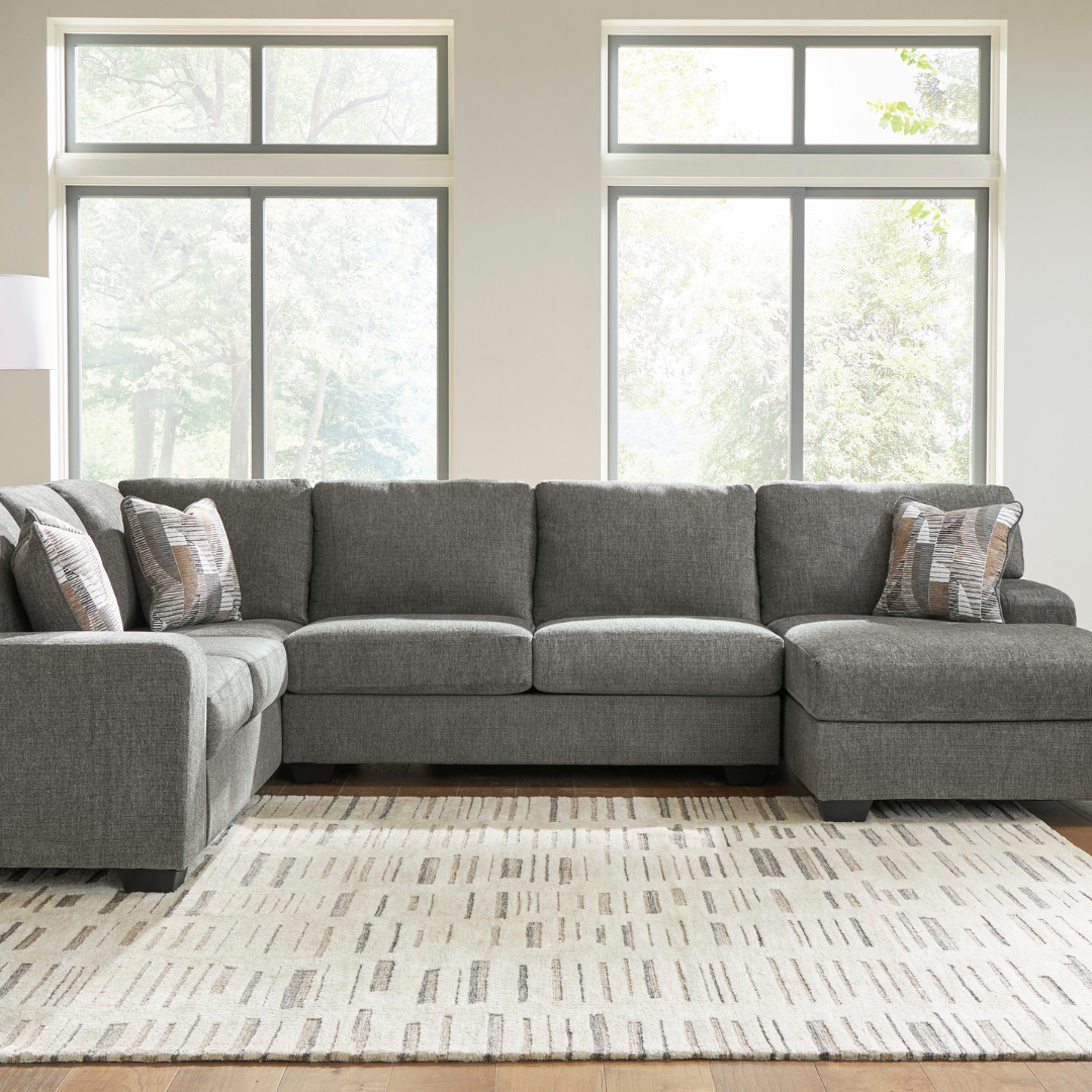 Newellen U-Shaped Sectional
