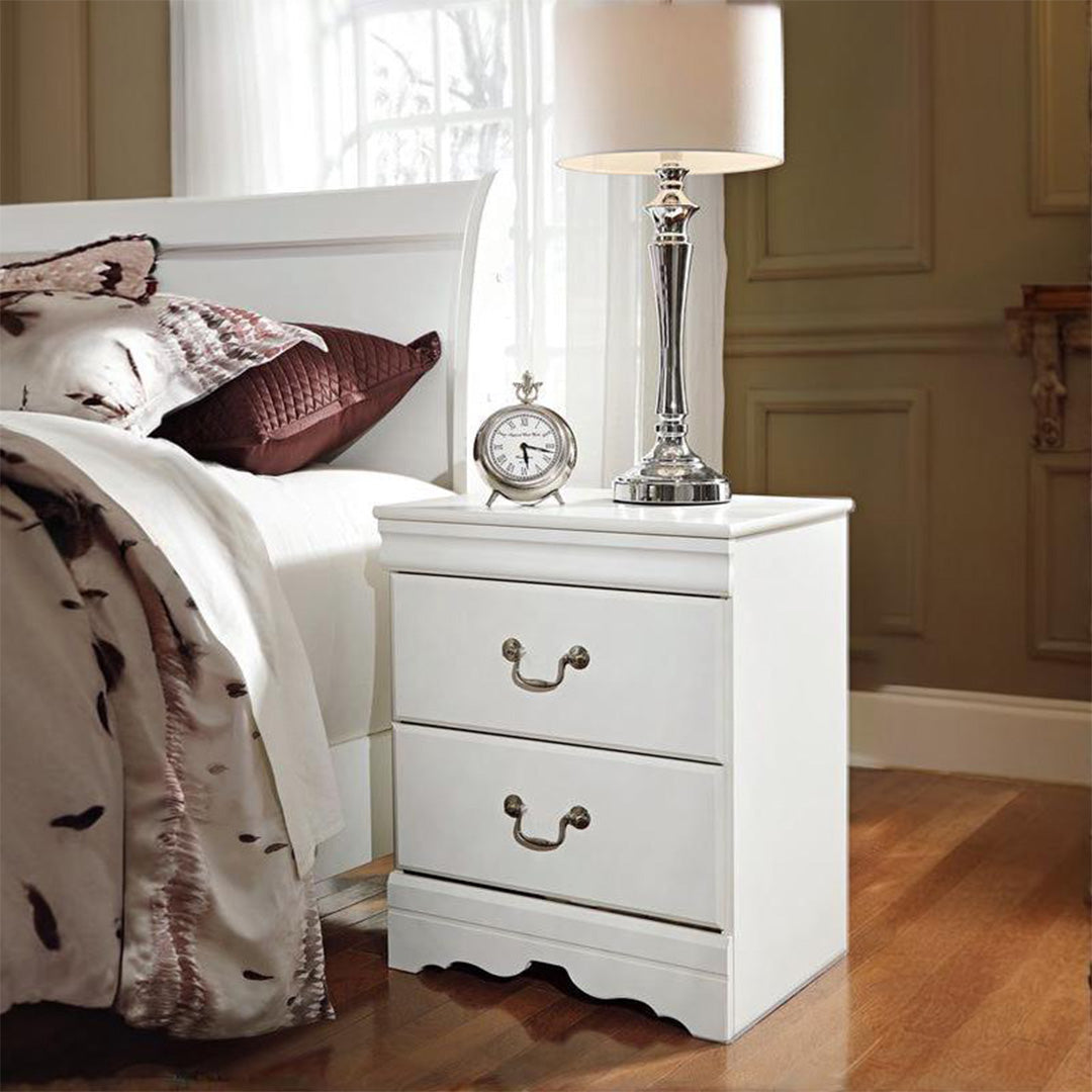 Anarasia Nightstand