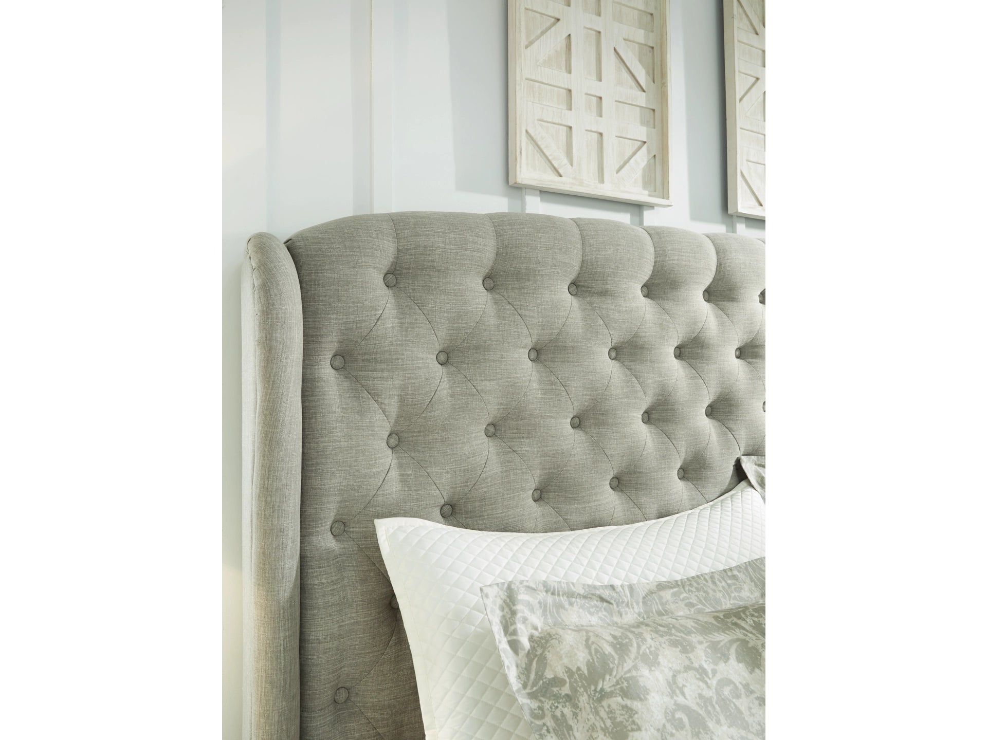 Jerary Upholstered Bed - Dream Decor