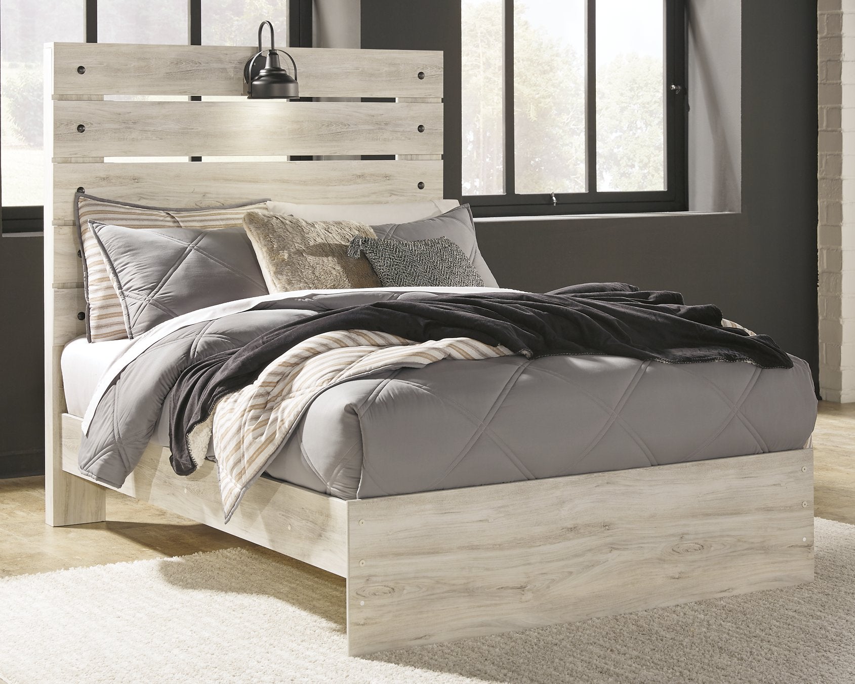 Cambeck Panel Bed - Dream Decor