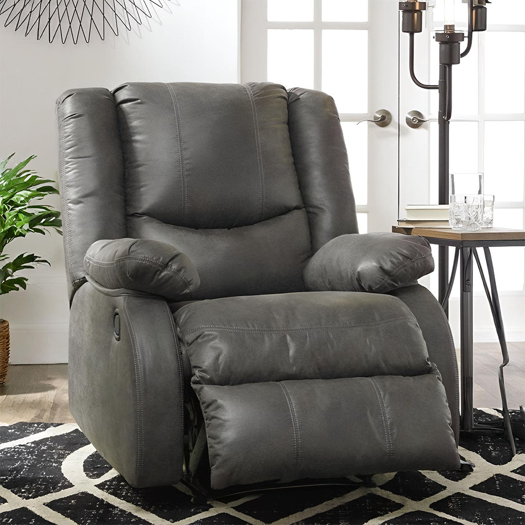 Bladewood Recliner - Dream Decor