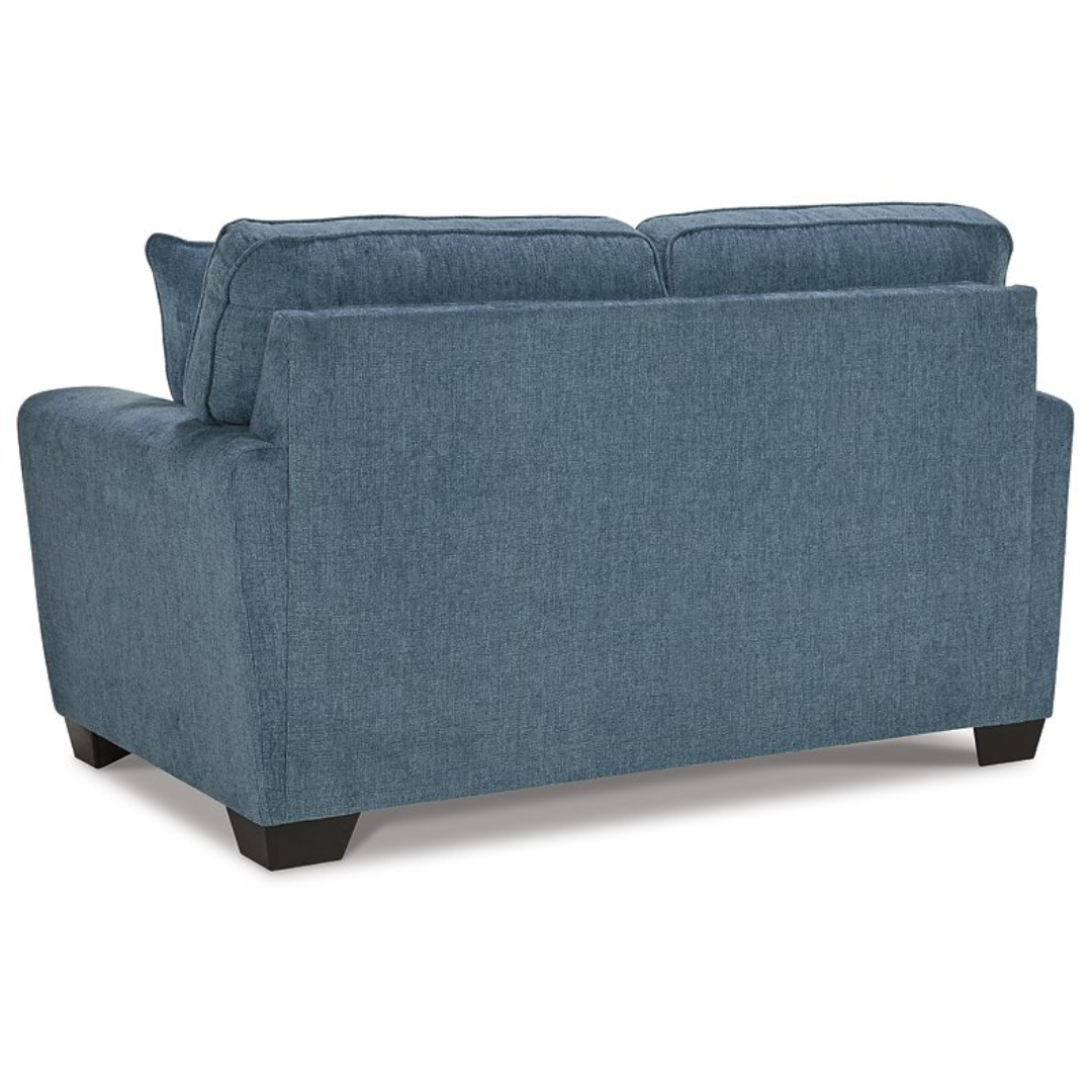 Cashton Loveseat - Dream Decor