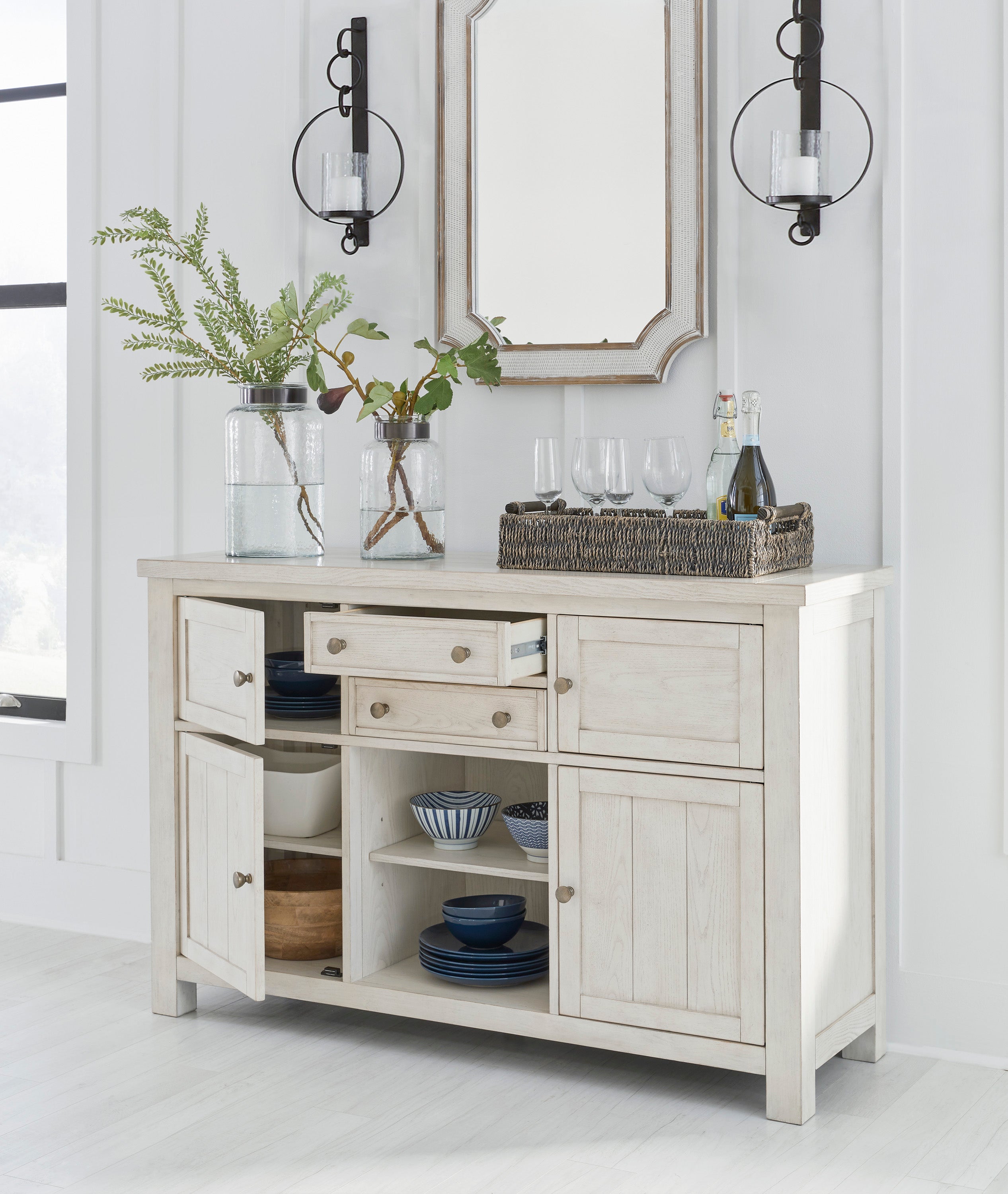 Robbinsdale Dining Server - Dream Decor