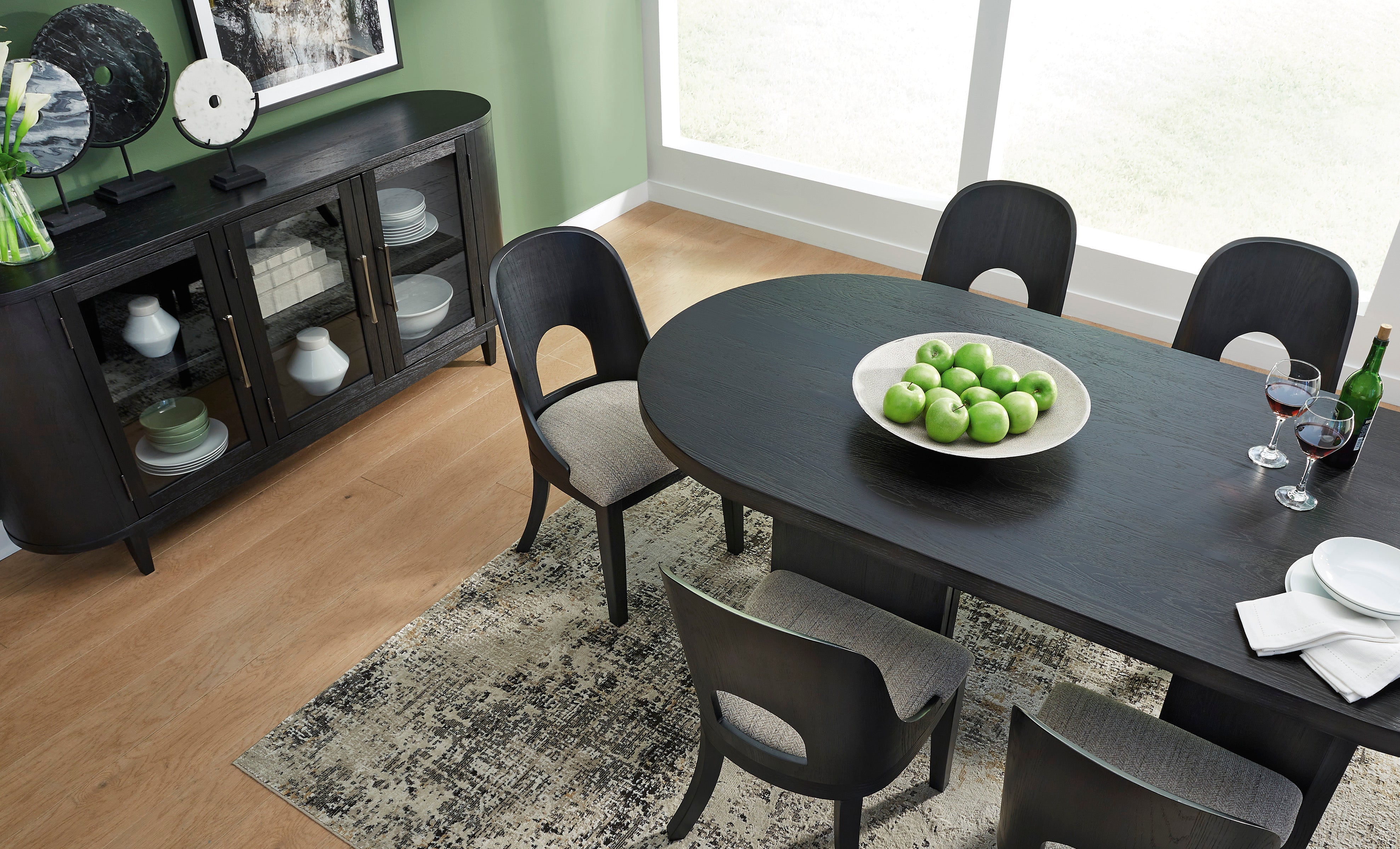 Rowanbeck Dining Side Chair- complete view