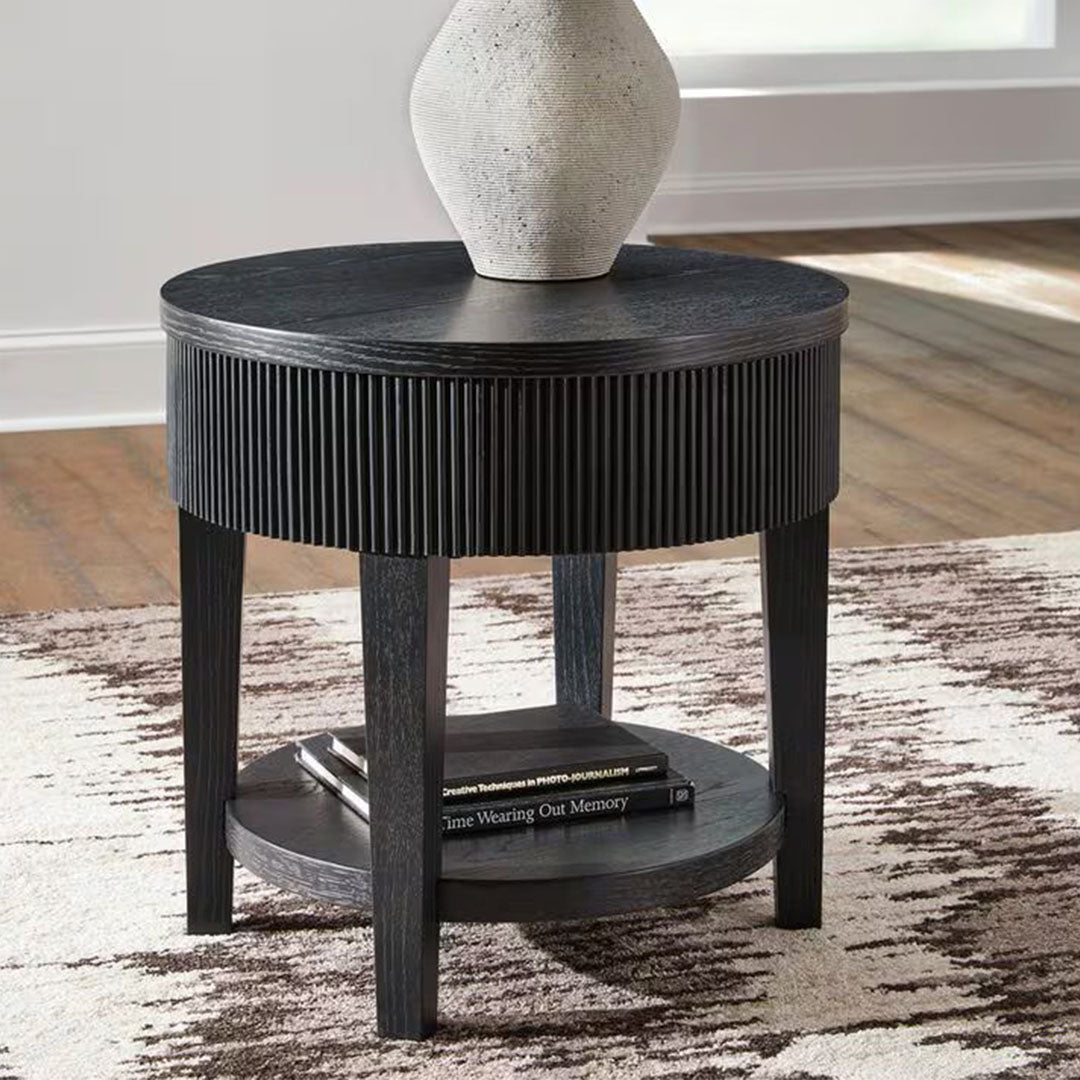Marstream Round End Table - Dream Decor