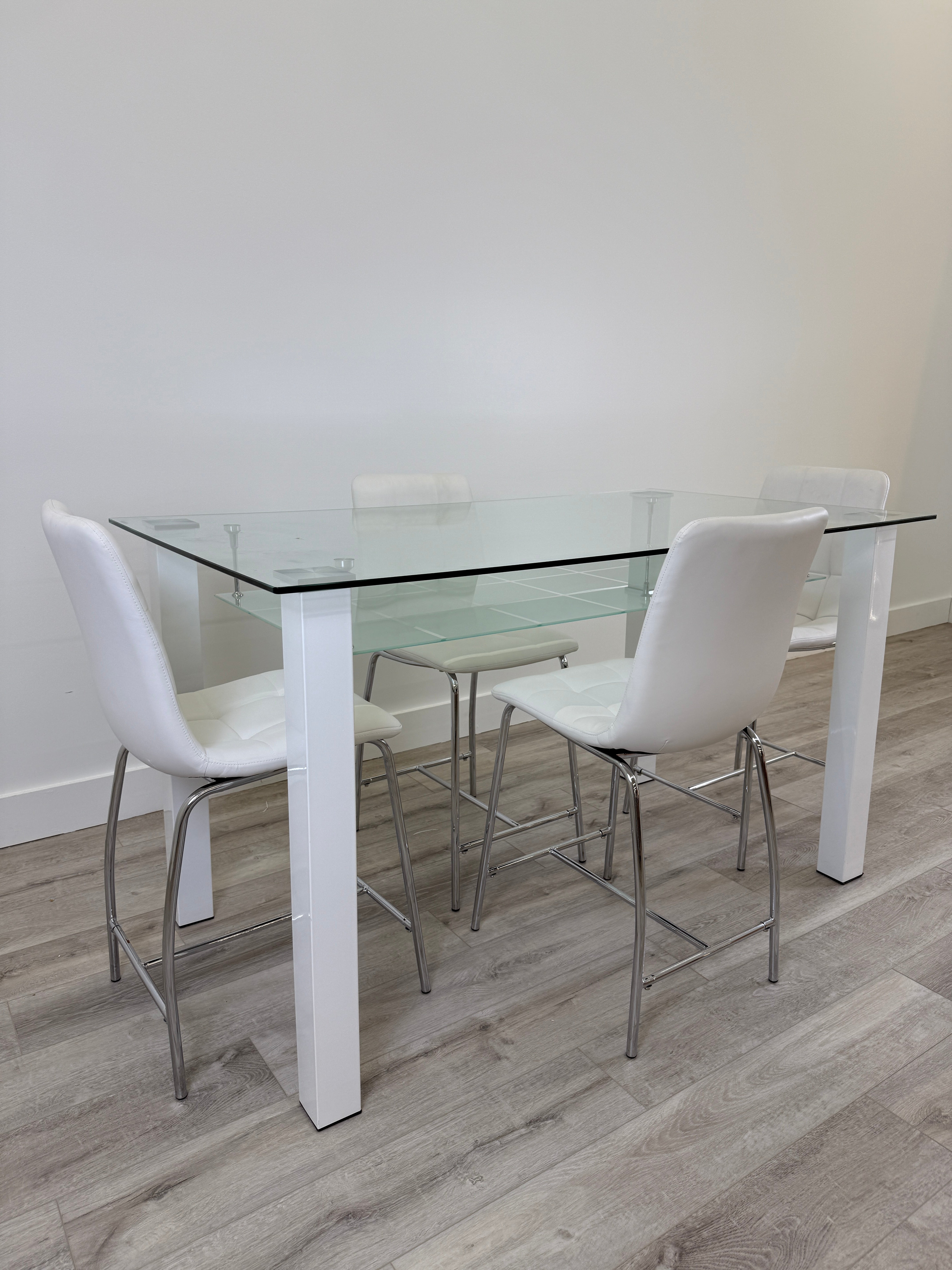 Napa Dining Room - Dream Decor