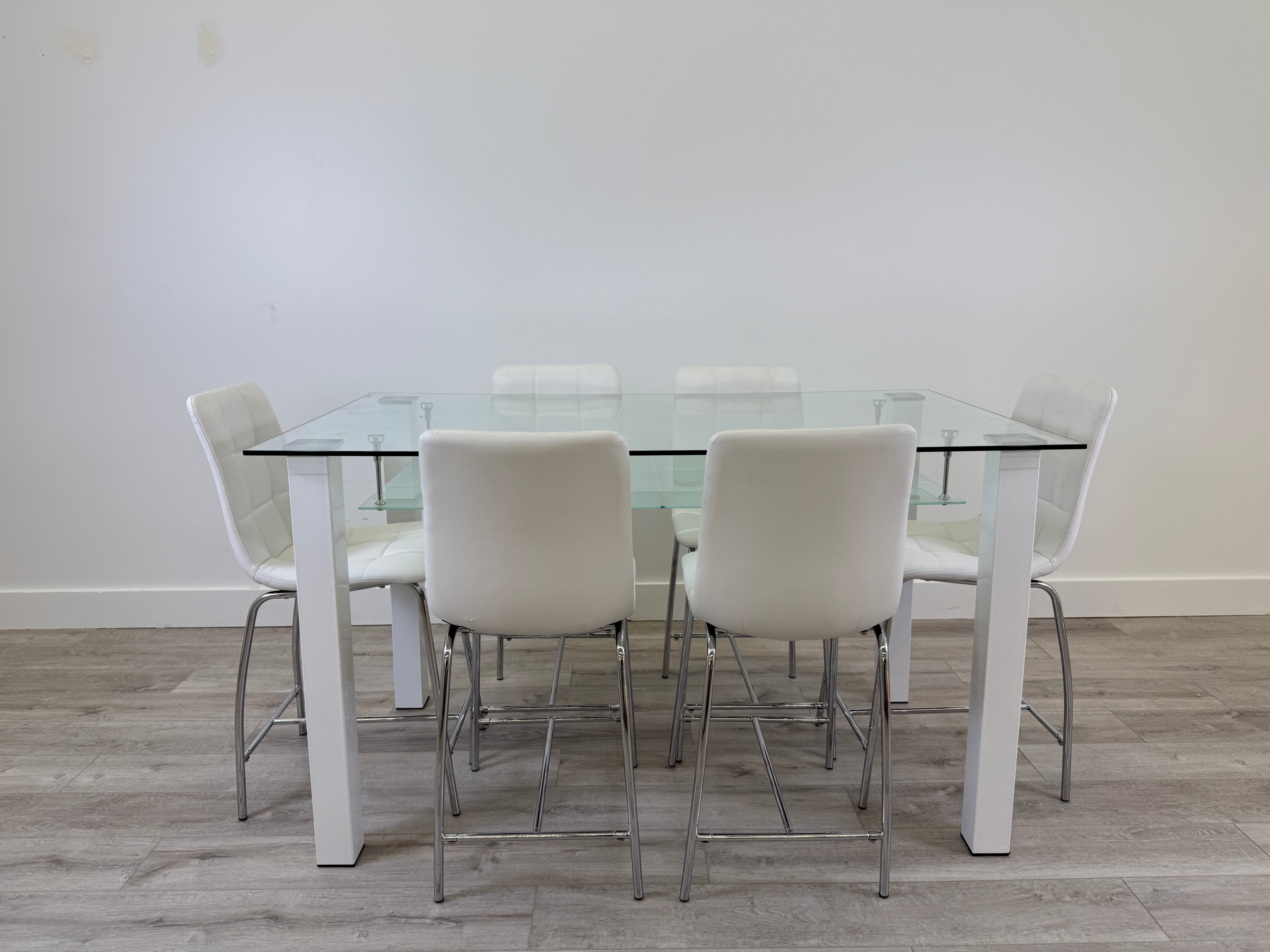 Napa Dining Room - Dream Decor