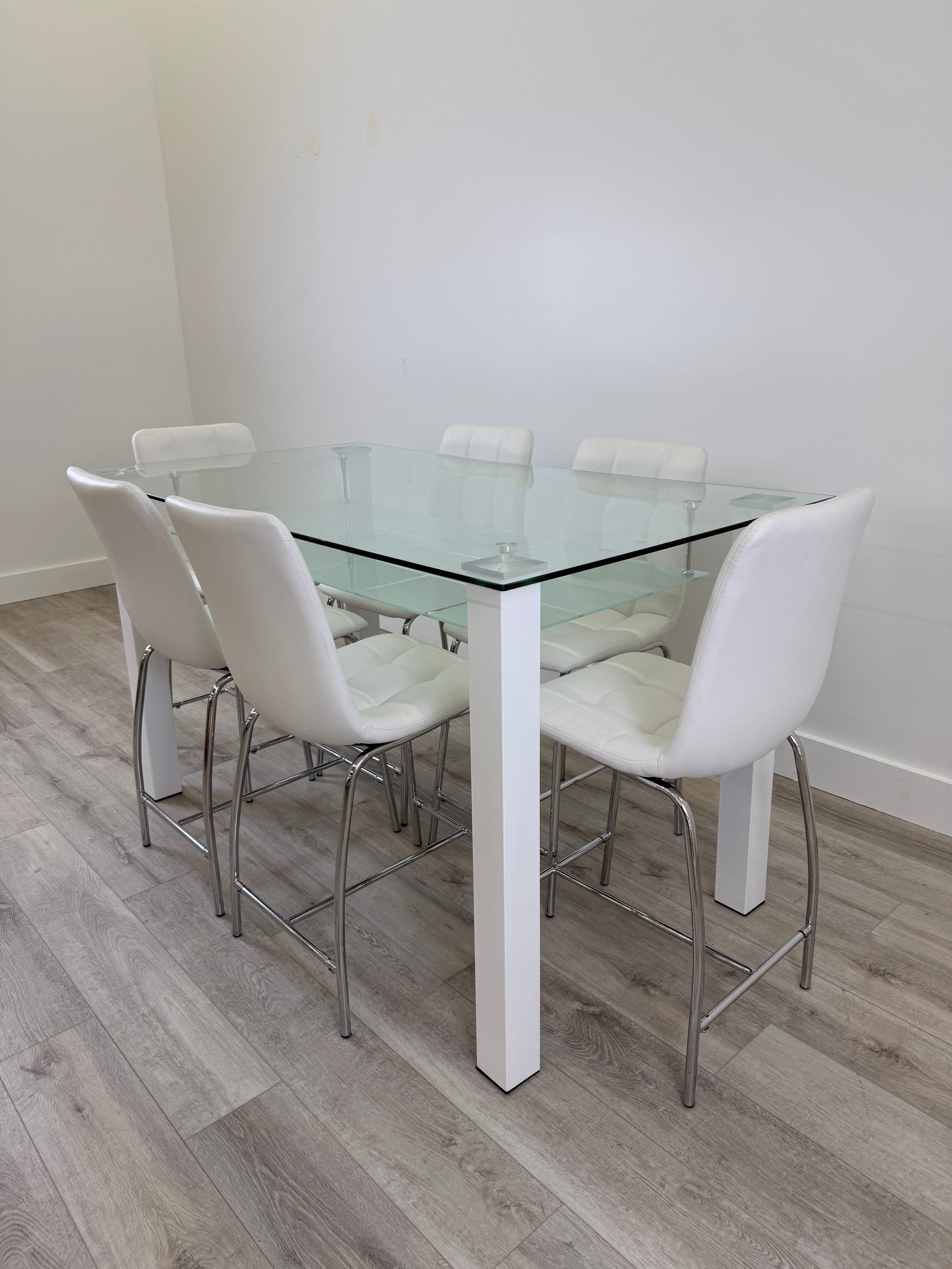 Napa Dining Room - Dream Decor