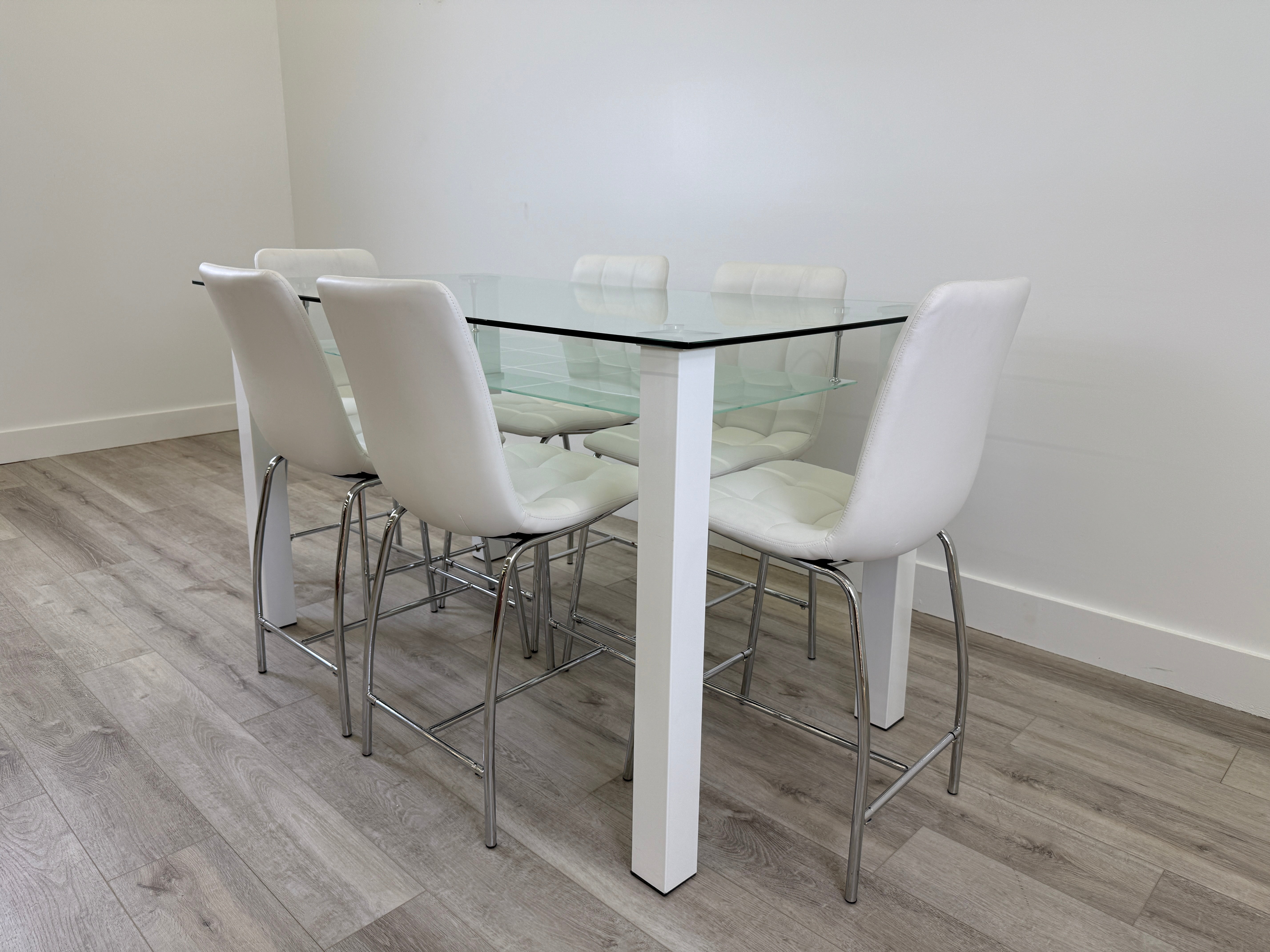 Napa Dining Room - Dream Decor