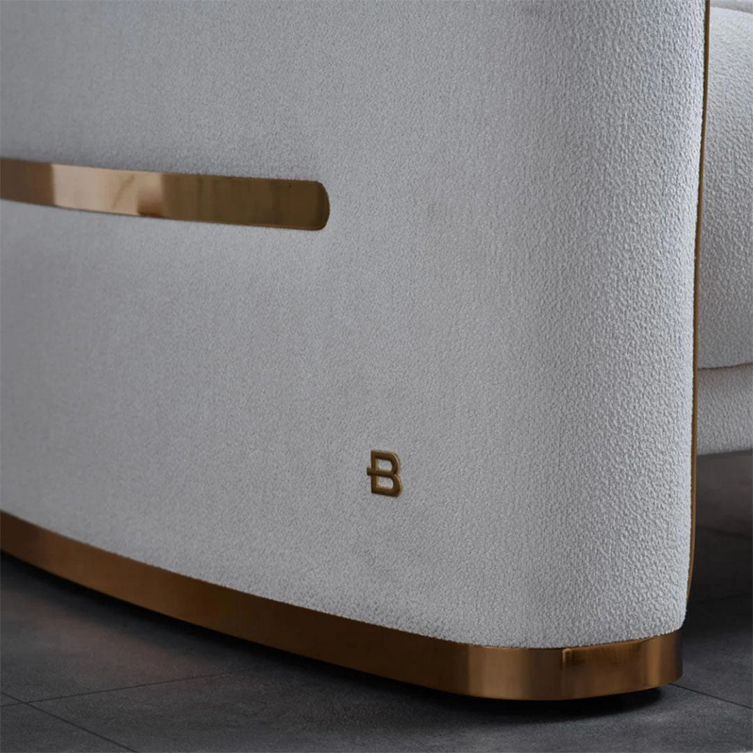 Veronica Sofa - Dream Decor