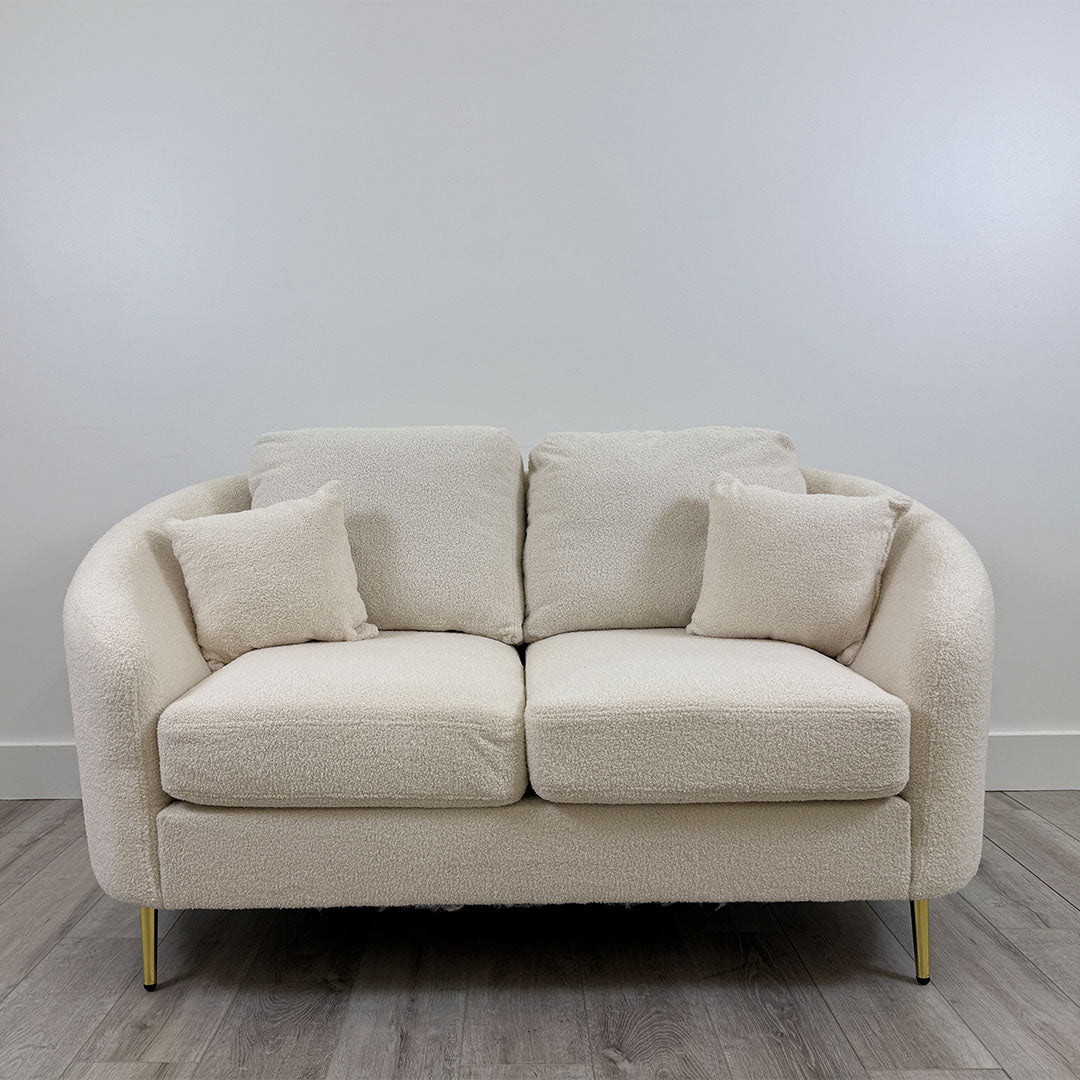 Formosa Loveseat