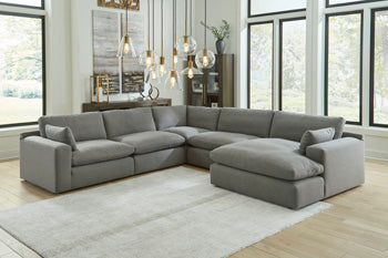 Elyza Sectional with Chaise