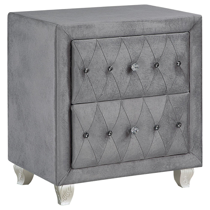 Deanna Upholstered Tufted Bedroom