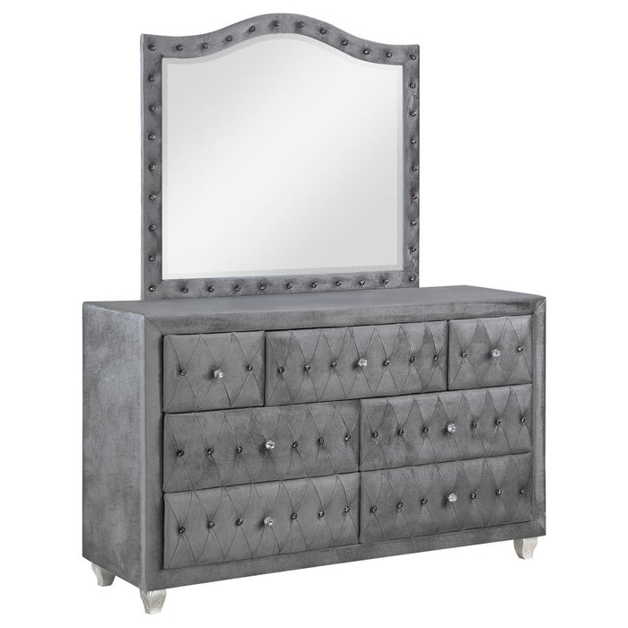 Deanna Upholstered Tufted Bedroom Set Gray