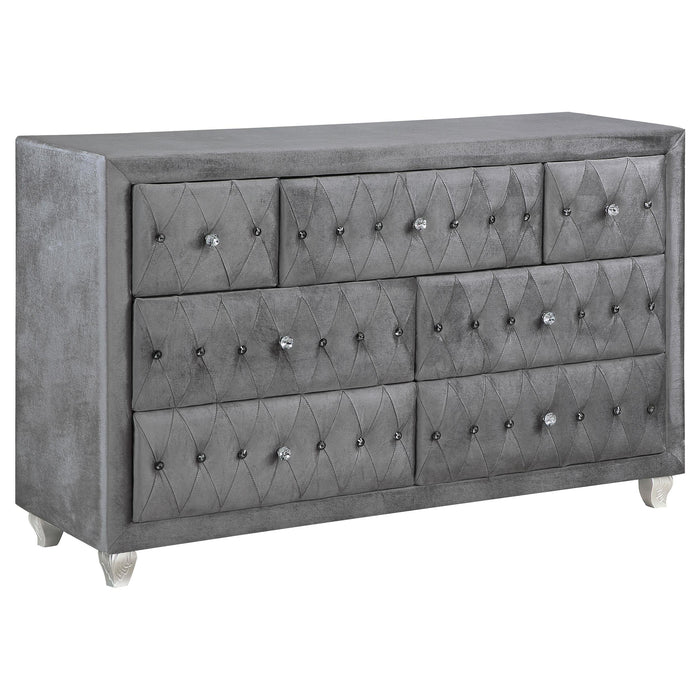 Deanna 7-drawer Rectangular Dresser Gray