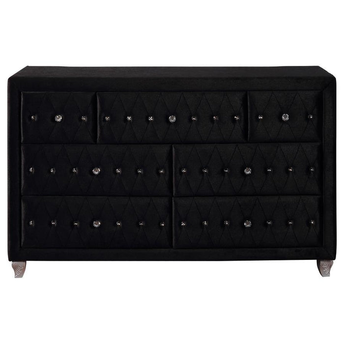 Deanna 7-drawer Dresser