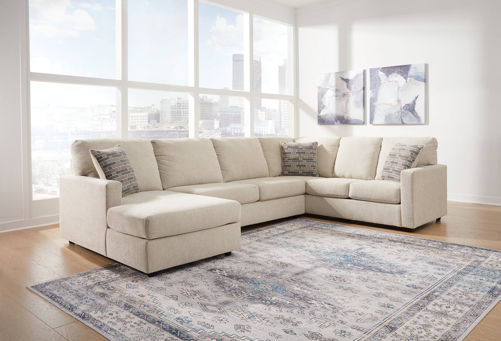 Edenfield 3-Piece Sectional with Chaise Linen