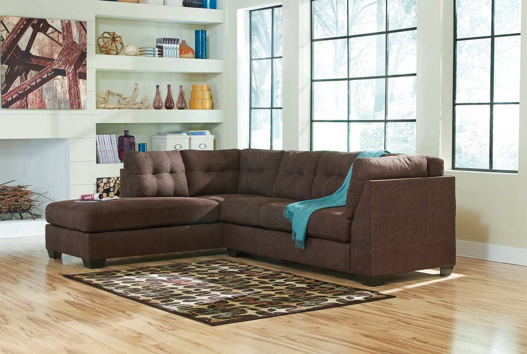 Maier 2-Piece Sectional with Chaise