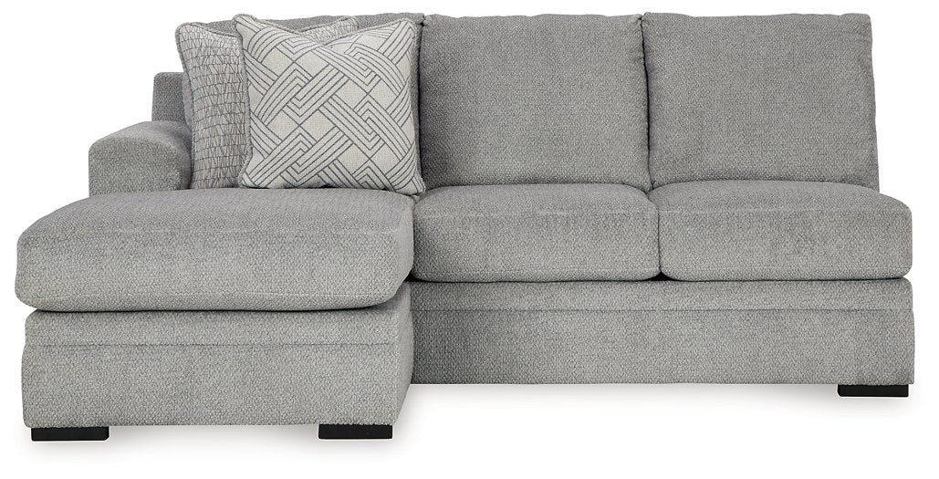 Casselbury Sectional with Chaise