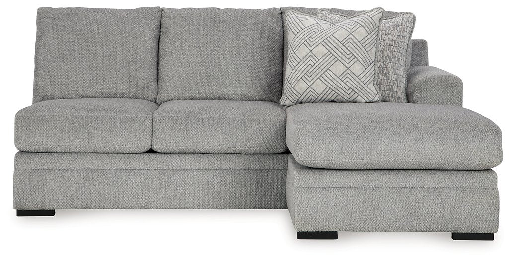 Casselbury Sectional with Chaise