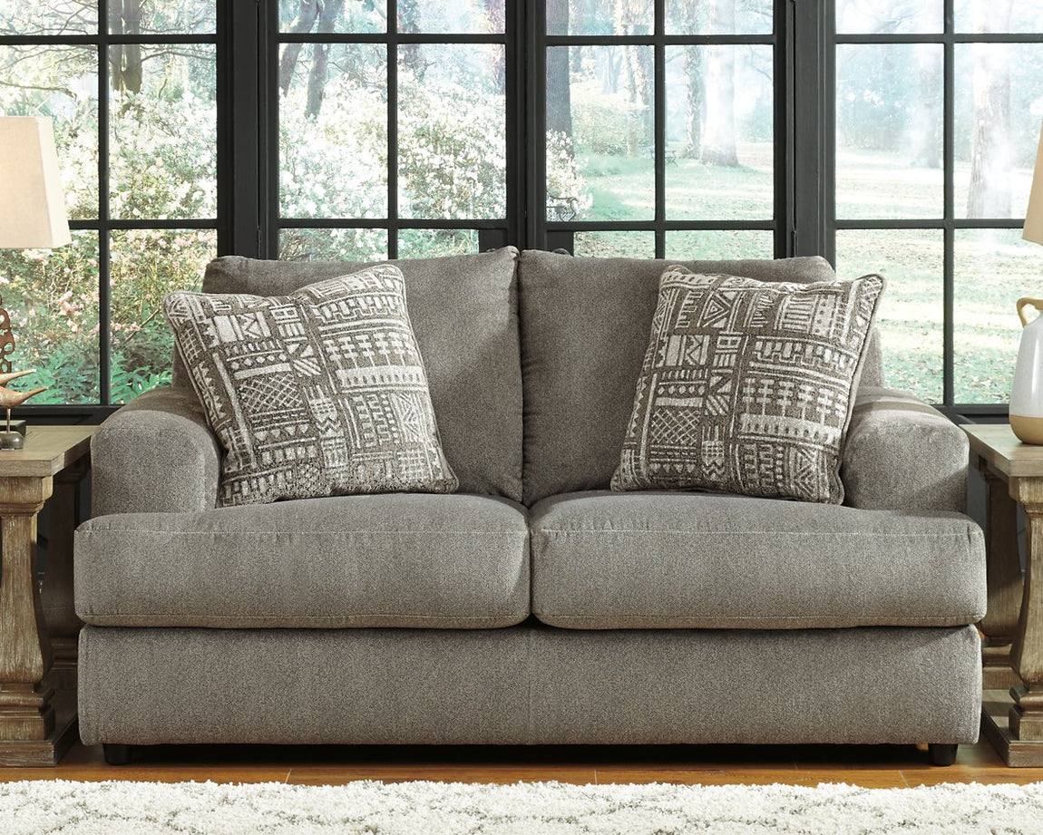Soletren Loveseat - Dream Decor