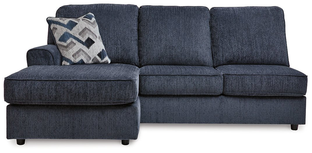 Albar Place Sectional - Spacious Room Seating