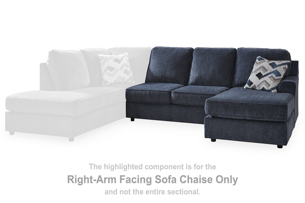 Albar Place Sectional - Spacious Room Seating