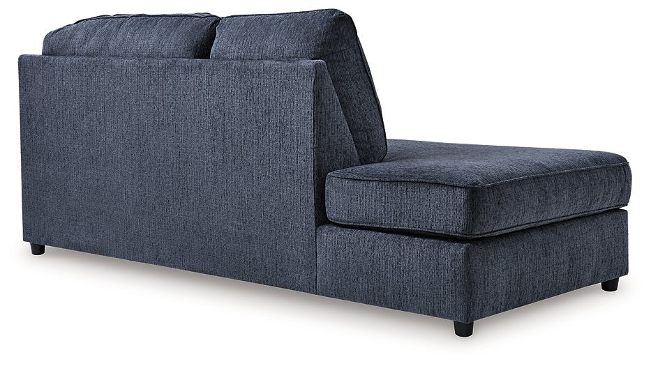 Albar Place Sectional - Spacious Room Seating