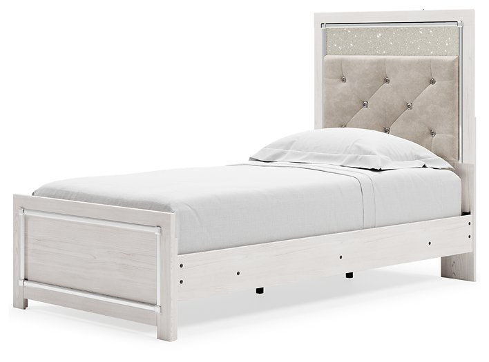 Altyra Upholstered Bed