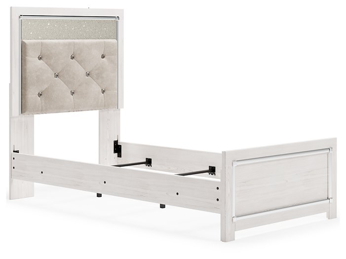 Altyra Upholstered Bed