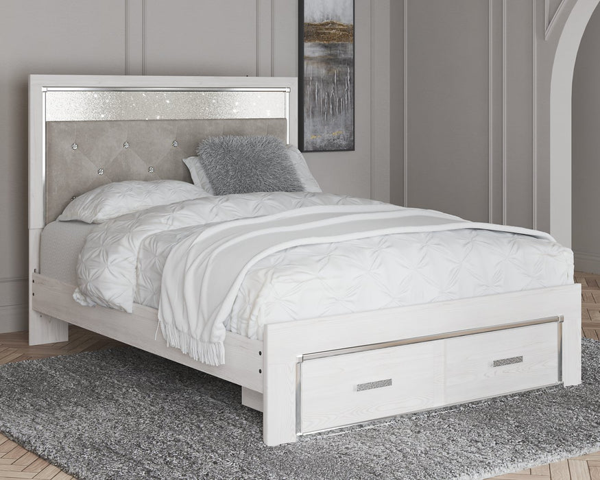 Altyra Upholstered Bed