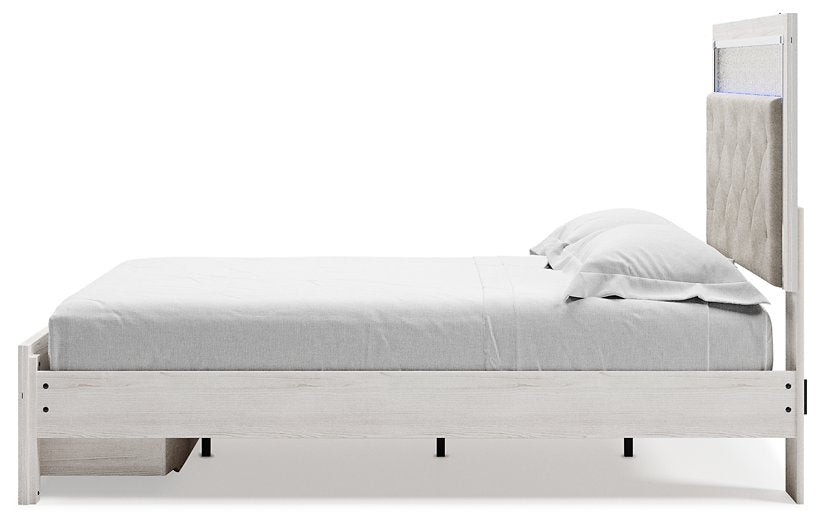 Altyra Upholstered Bed