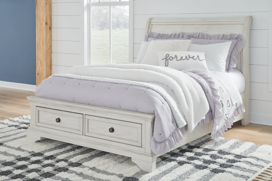 Cama con plataforma de almacenamiento para jóvenes Robbinsdale