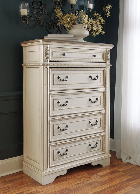 Realyn Chest