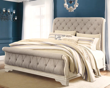 Realyn Upholstered Bed - Dream Decor