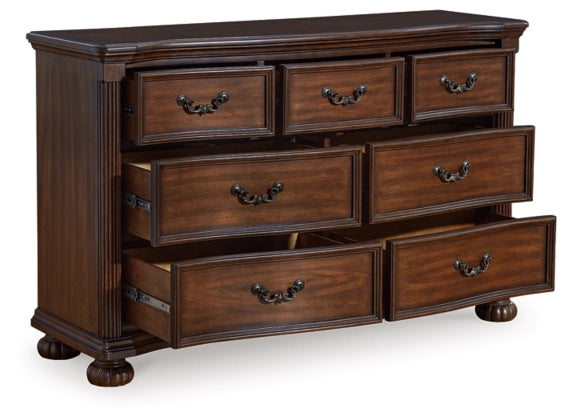 Lavinton Dresser - Dream Decor