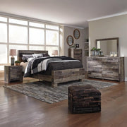 Derekson Bedroom Set