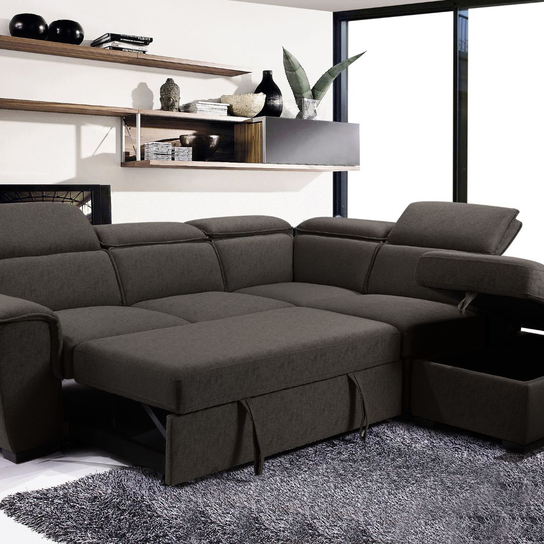 Gerardo Sectional with Chaise
