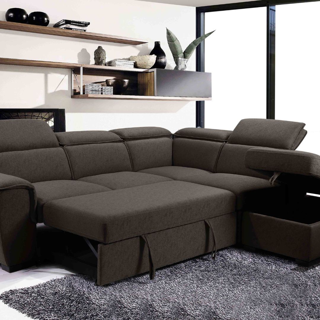Gerardo Sectional with Chaise
