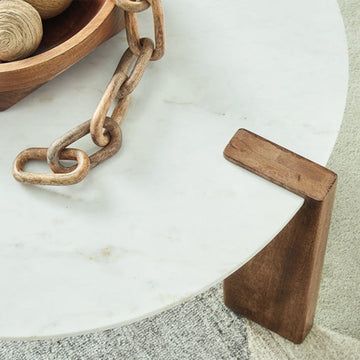 Isanti Coffee Table - Dream Decor