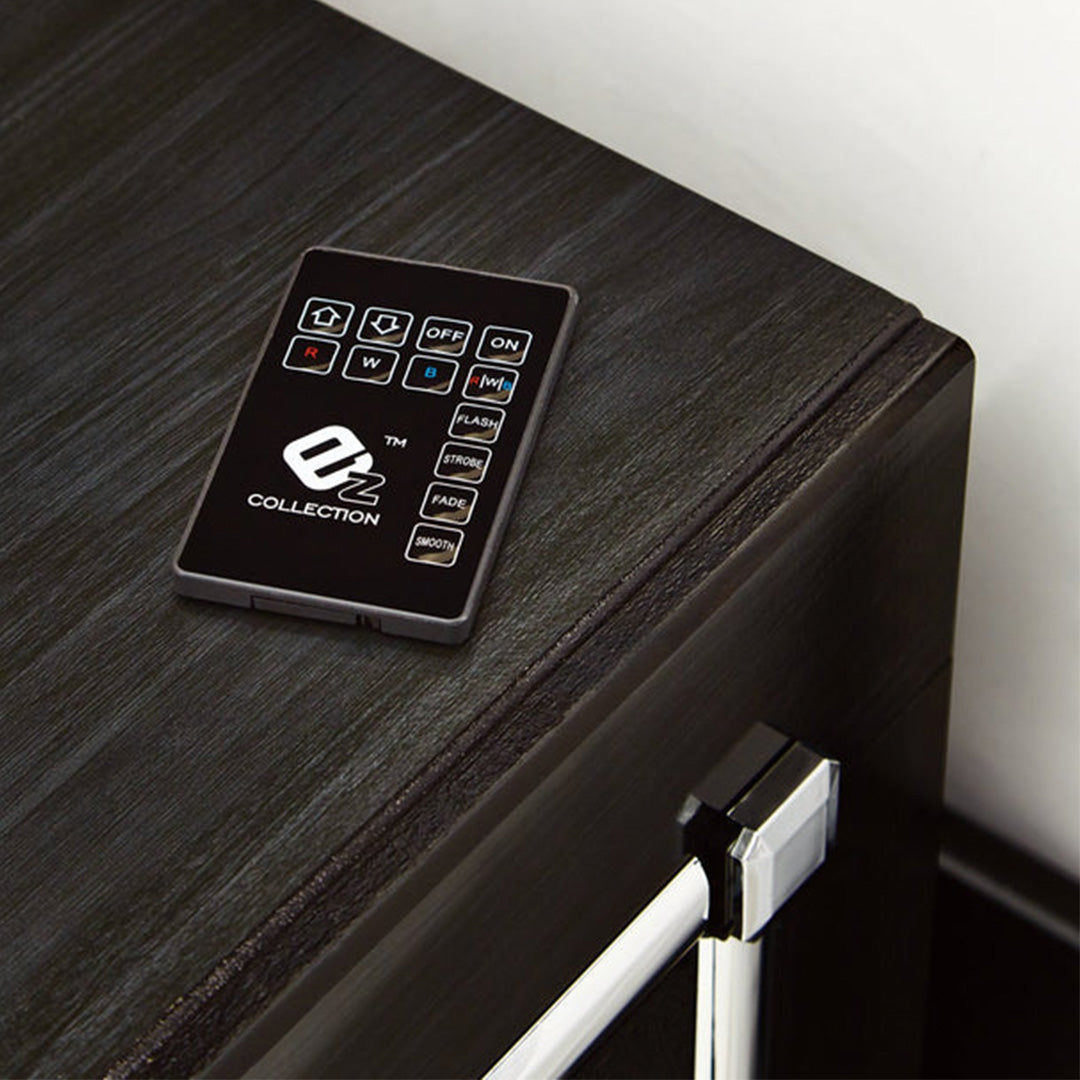 Kaydell Glam Upholstered Bedroom Set