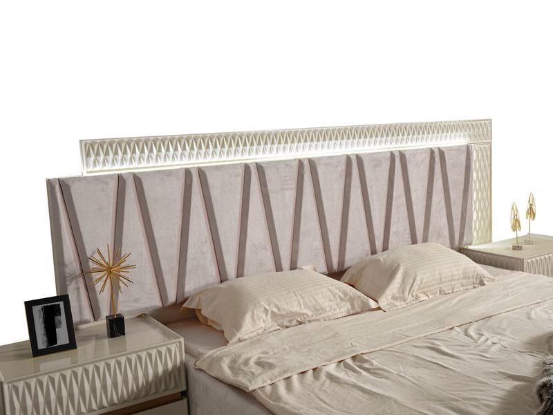 Delfano Bed