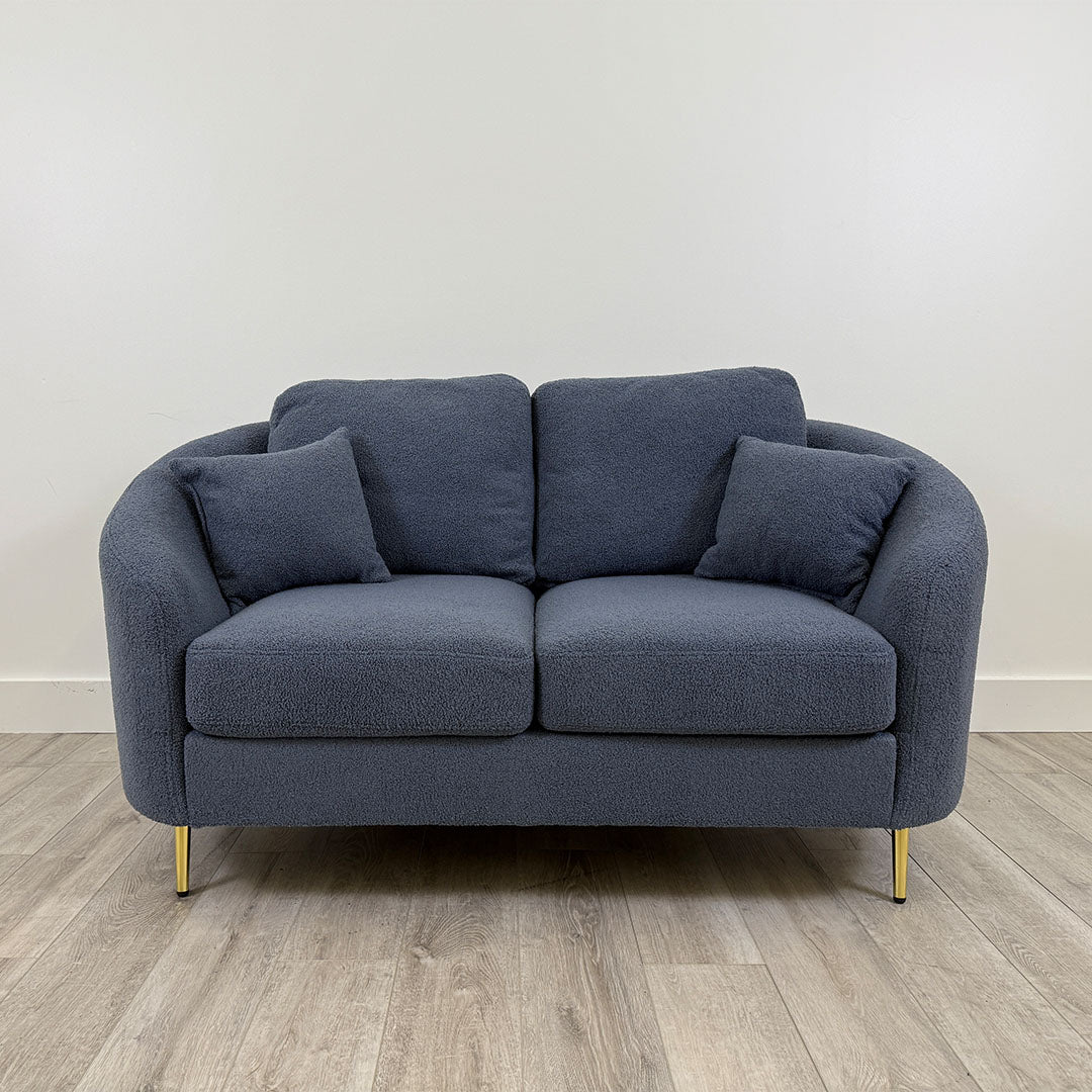 Formosa Loveseat